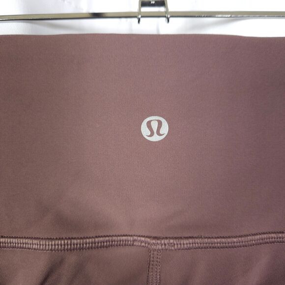 Lululemon Womens 6 Burgundy Mesh In Motion Crop Yoga Capri Leggings - Picture 3 of 8